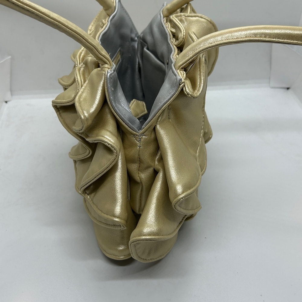 Elegant SONDRA ROBERTS Gold Ruffle Handbag - Picture 5 of 11
